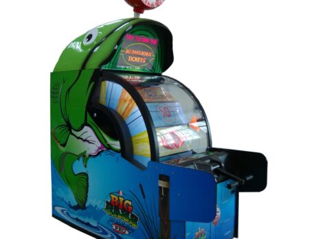 Развлекательный автомат редемпшн с выдачей билетов Big Bass Wheel