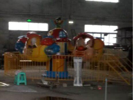 Детская карусель на 8 мест Веселые Вертолеты 2