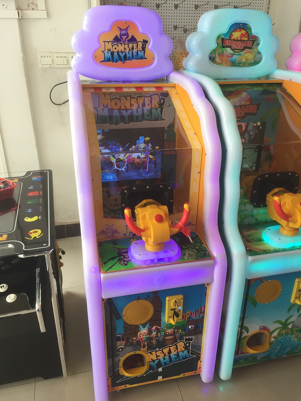 Развлекательный автомат редемпшн с выдачей билетов Стрелялки шариками