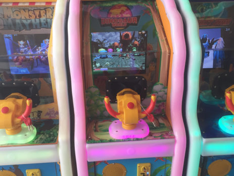 Развлекательный автомат редемпшн с выдачей билетов Стрелялки шариками