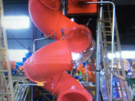 Купить пластиковую спиральную горку Труба 2 в Украине